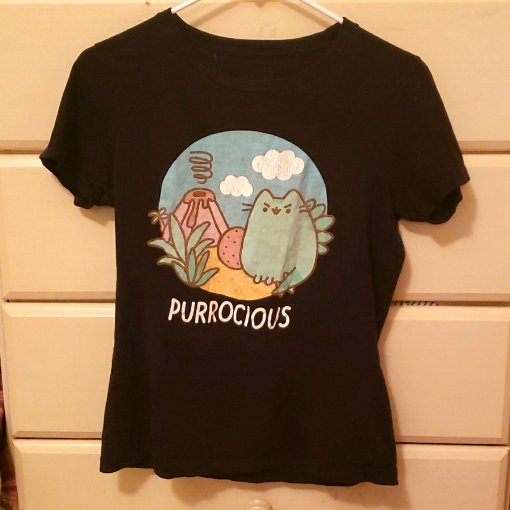 Hot Topic Pusheen "Purrocious" Dinosaur Cat Graphic Tee, Black